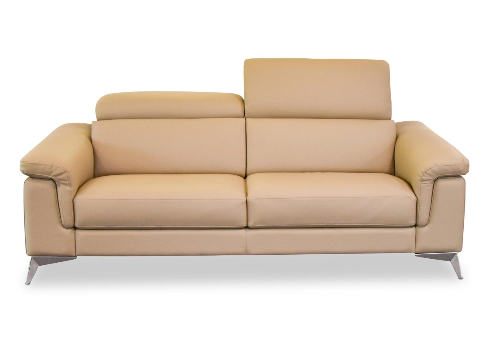 2.5er Sofa Ever mit Touch-Bedienung. Bezug: Leder. Farbe: Biscotto. Erhältlich bei Möbel Gallati.