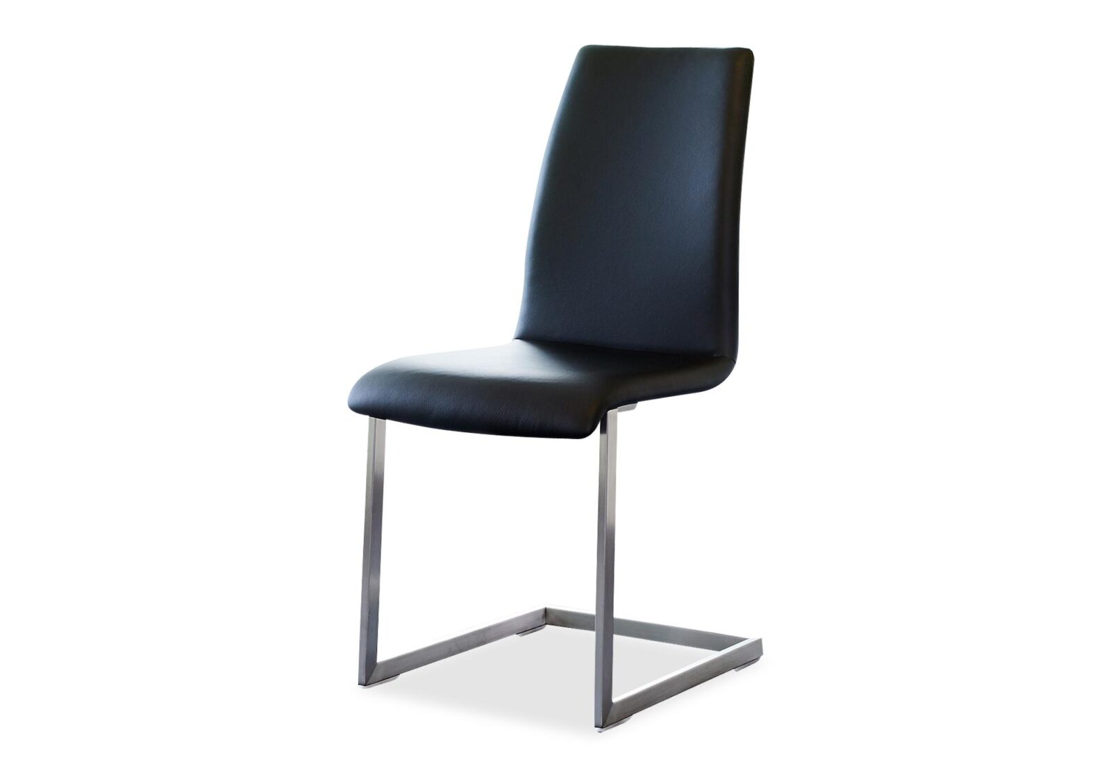 Freischwinger Stuhl Lina aus Leder. Bezug: Leder. Farbe: Schwarz. Erhältlich bei Möbel Gallati.